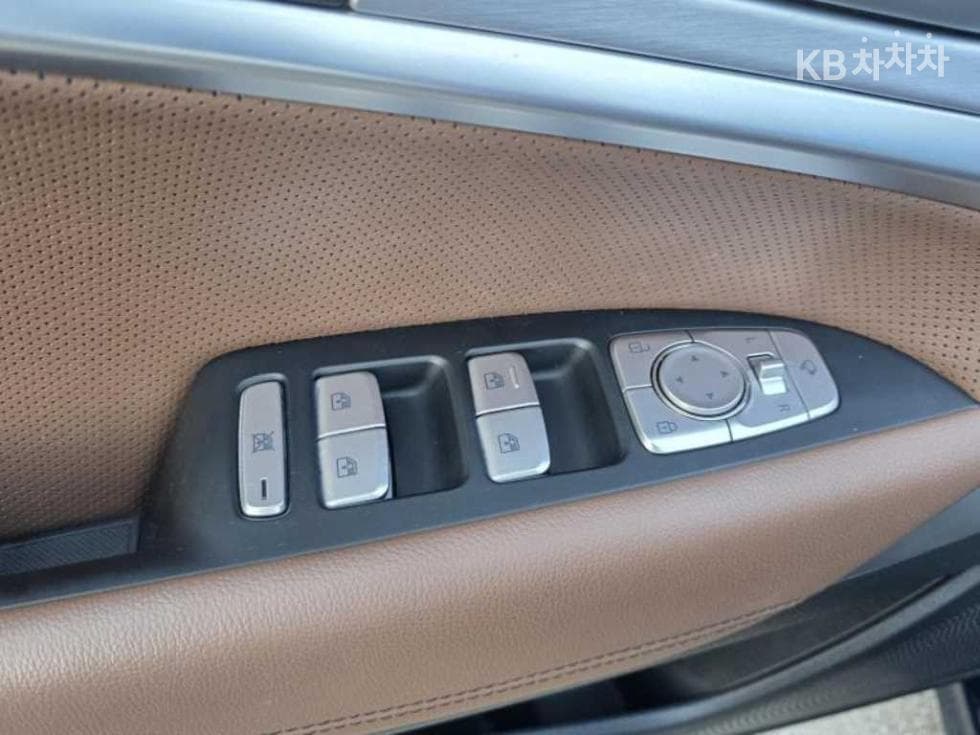 Genesis G702.2D AWD Elite - 13