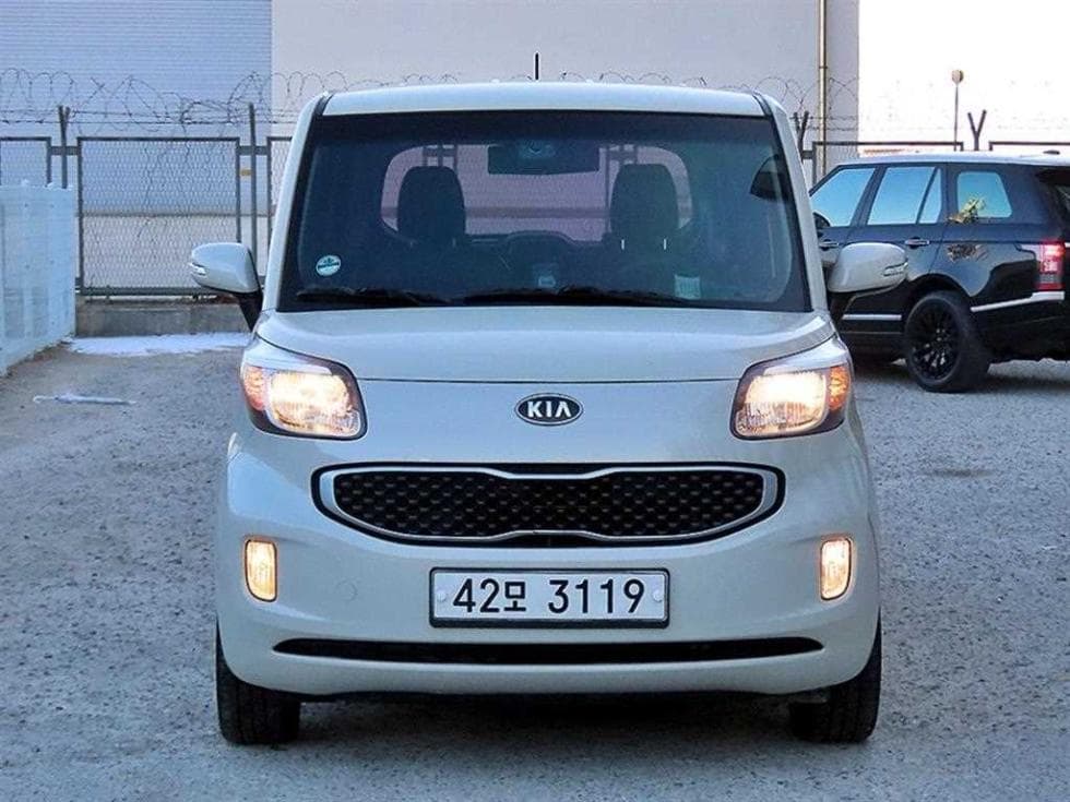 Kia Ray (van) 1.0 Gasoline Deluxe Special (special feature/edition) - Image 1