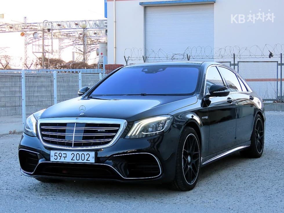 Mercedes-Benz Нов S-Клас S63 AMG 4MATIC+L - Image 1
