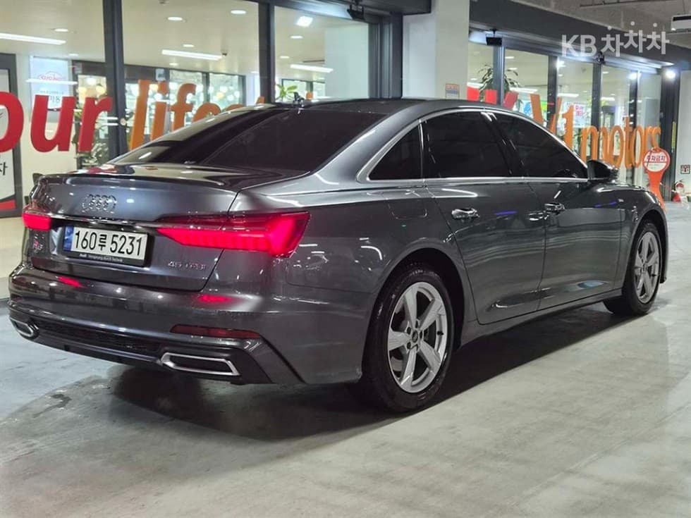 Audi A6(C8)45 TFSI Standard - 4