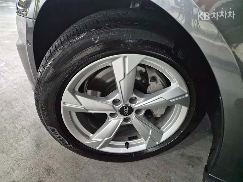 Audi A6(C8)45 TFSI Standard - 20