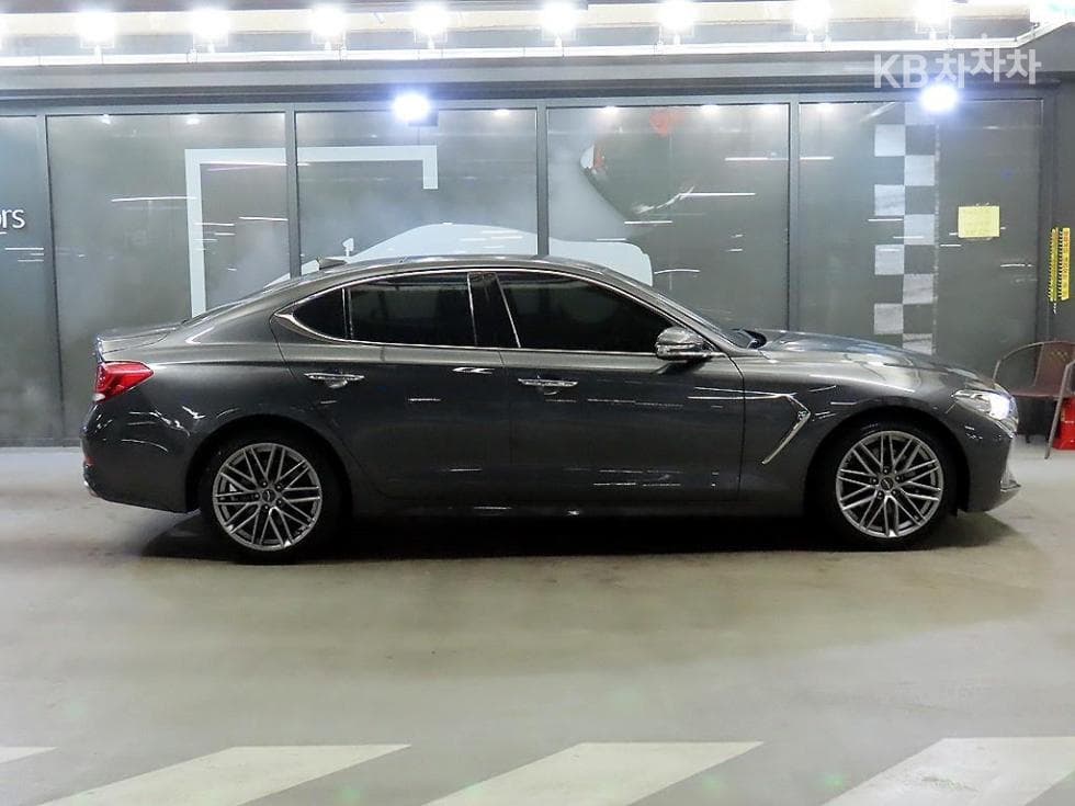 Genesis G702.0T Elite - 3