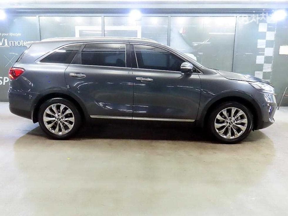 Kia The New (facelift) Sorento2.2 Diesel 2WD 넘버원 에디션 - 3