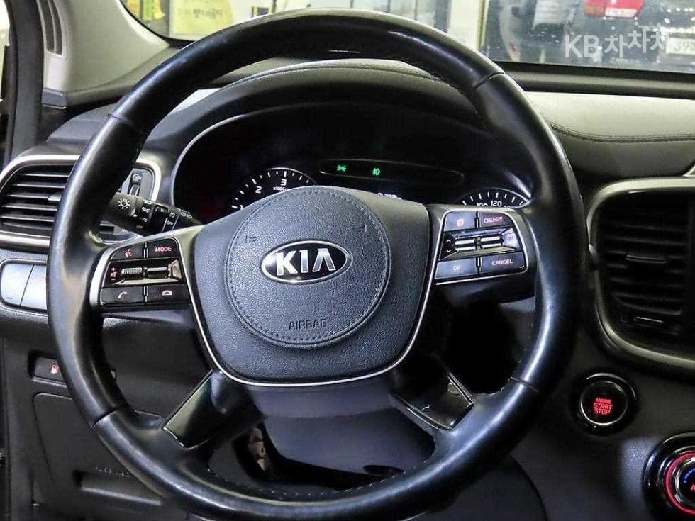 Kia The New (facelift) Sorento2.2 Diesel 2WD 넘버원 에디션 - 8