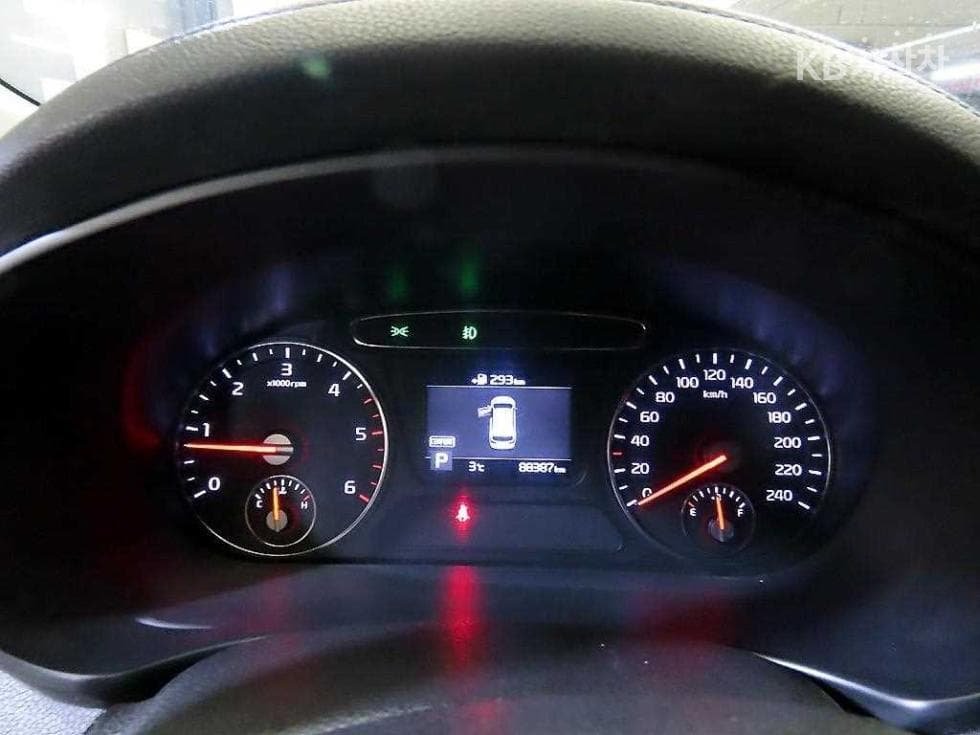 Kia The New (facelift) Sorento2.2 Diesel 2WD 넘버원 에디션 - 9