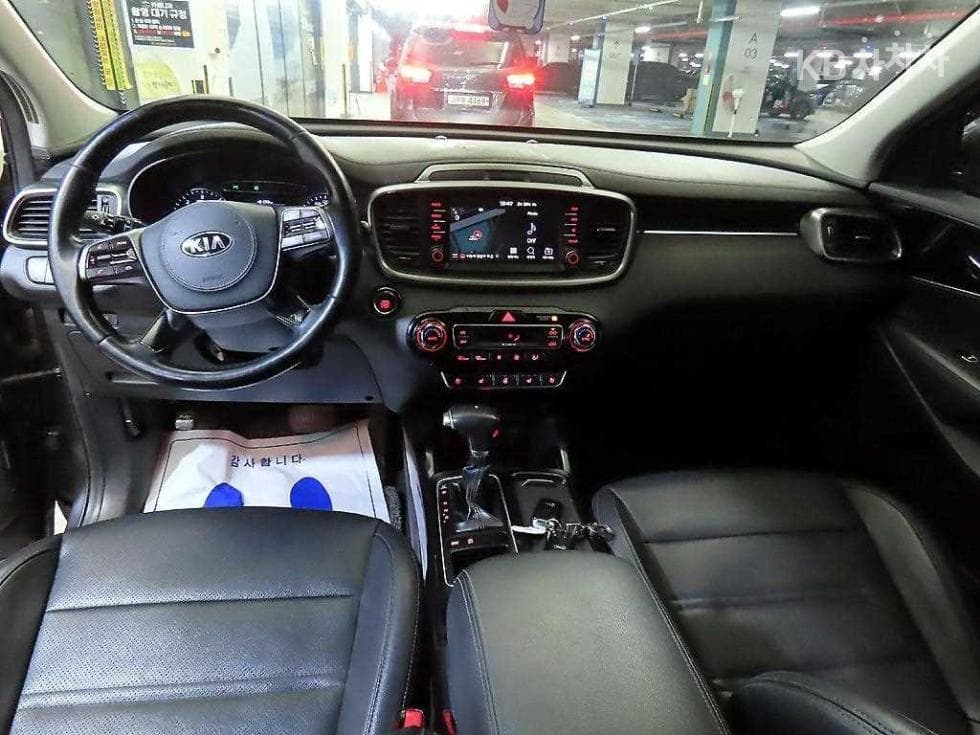 Kia The New (facelift) Sorento2.2 Diesel 2WD 넘버원 에디션 - 10