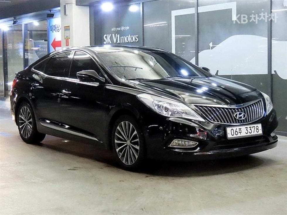 Hyundai Grandeur (Azera)HG HG300 Premium - Image 1