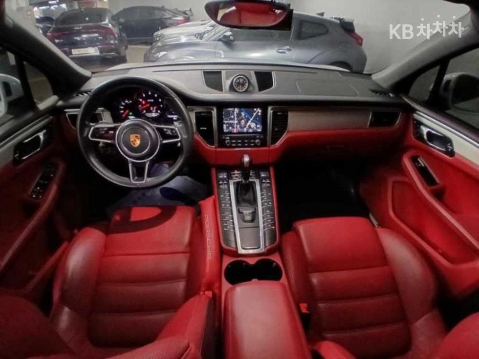 Porsche 마칸3.0 GTS - 11