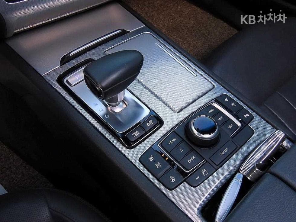 Genesis G803.3 GDI Premium Luxury - 10