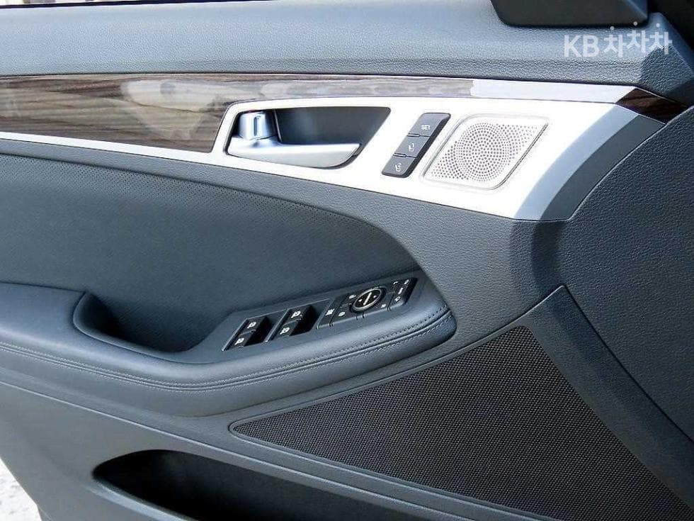 Genesis G803.3 GDI Premium Luxury - 11