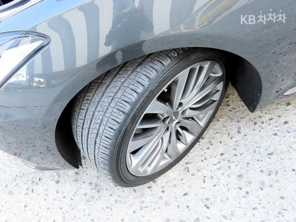 Genesis G803.3 GDI Premium Luxury - 19