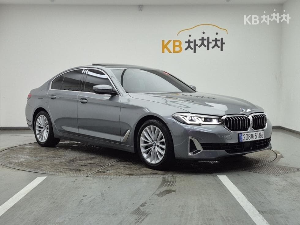 BMW 올New5 Series (G30)520i Luxury - 2