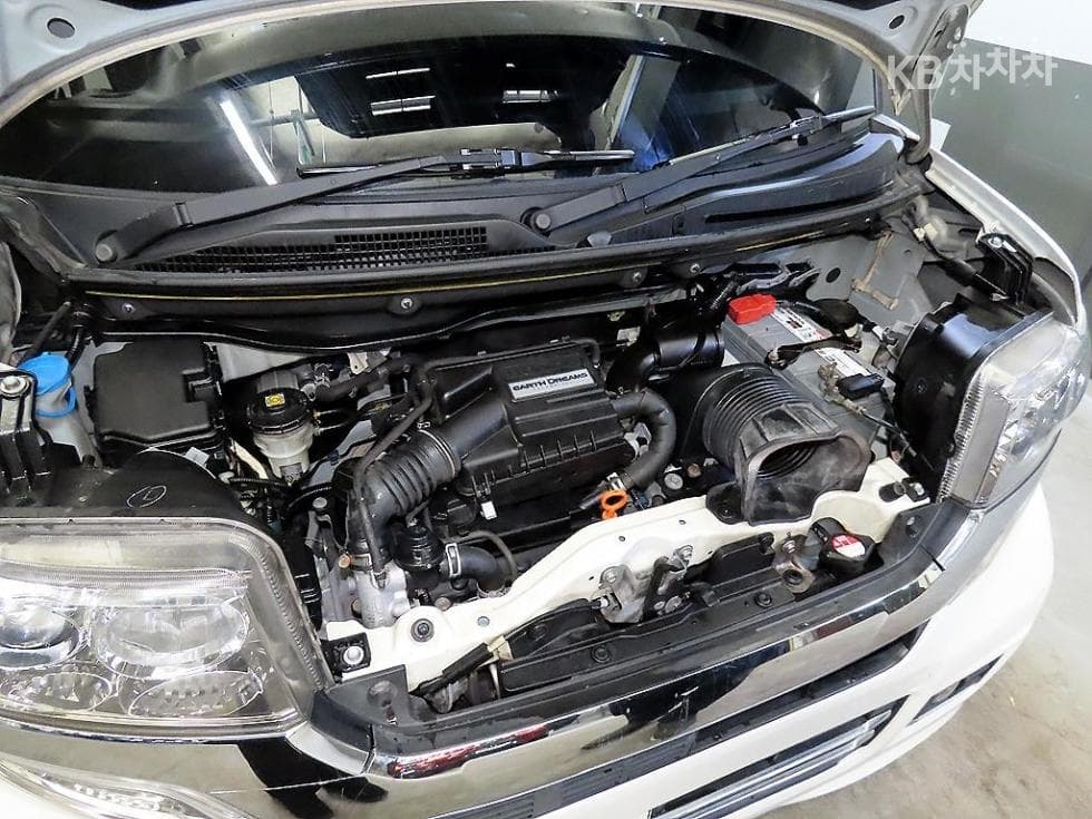 혼다 N Box0.7 Gasoline CVT - 14