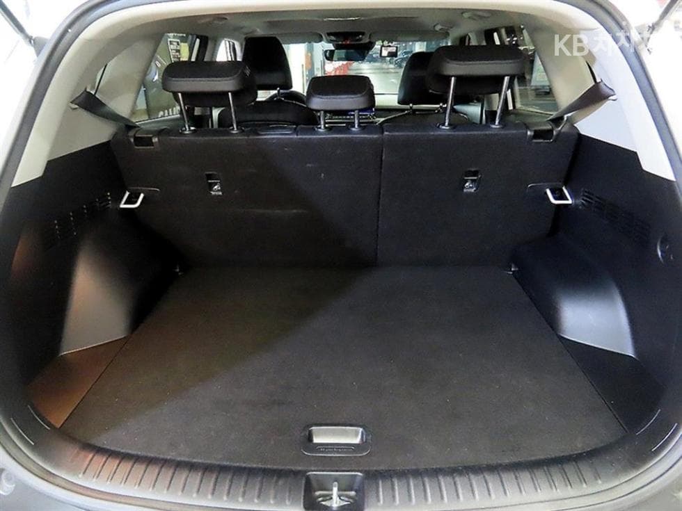 Kia Seltos1.6 Gasoline Turbo 2WD Signature - 17