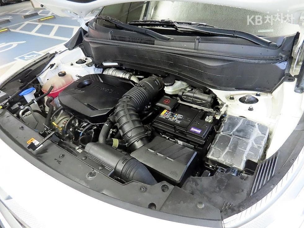 Kia Seltos1.6 Gasoline Turbo 2WD Signature - 19