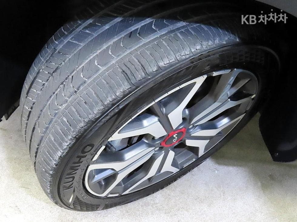 Kia Seltos1.6 Gasoline Turbo 2WD Signature - 20