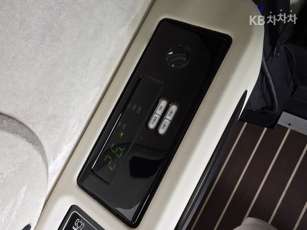 Mercedes-Benz New스프린터Tourer 319 CDI VS30 - 17