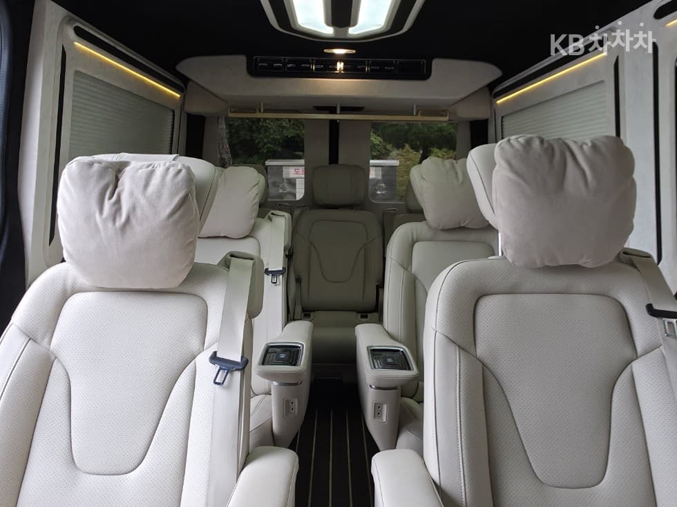 Mercedes-Benz New스프린터Tourer 319 CDI VS30 - 10