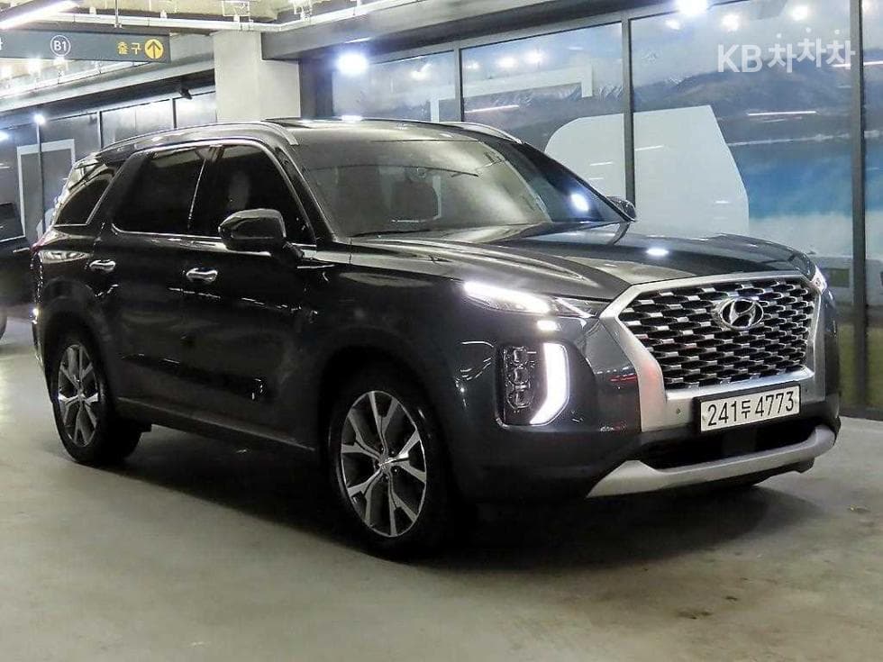 Hyundai Palisade 2.2 Diesel 7-seater (Limousine) Prestige - Image 1