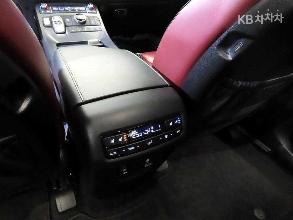 Hyundai Palisade2.2 Diesel 7-seater (Limousine) Prestige - 15