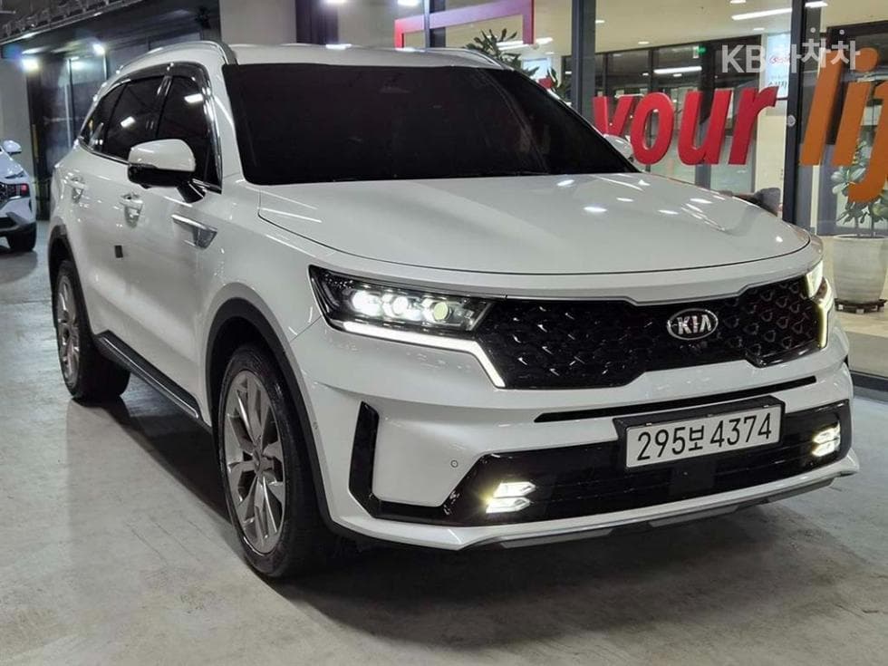 Kia Sorento 4th generation 2.2 Diesel 2WD Signature - Image 1