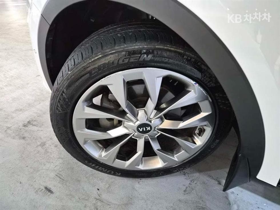 Kia Sorento 4th generation2.2 Diesel 2WD Signature - 20