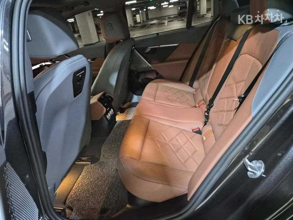 BMW New5 Series(G60)530i xDrive M Sport - 7
