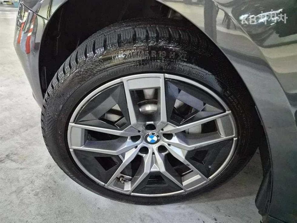 BMW New5 Series(G60)530i xDrive M Sport - 20