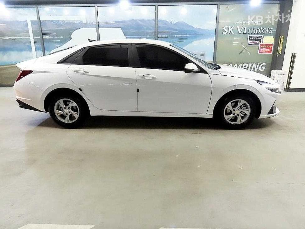 Hyundai All New Avante (Elantra)(CN7)1.6 Gasoline Modern - 3