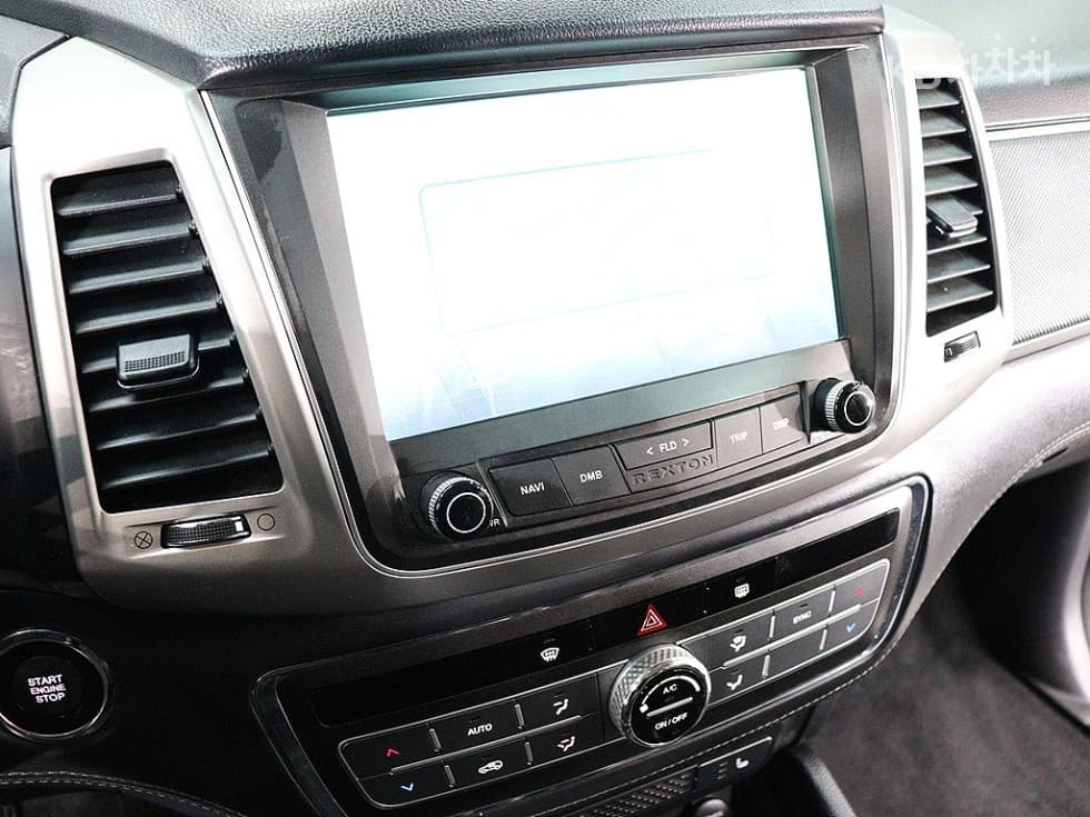 КейДжи Мобилити Rexton 스포츠2.2 4x4 Престиж - 8