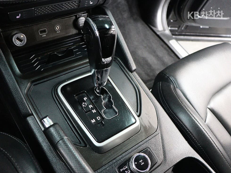 КейДжи Мобилити Rexton 스포츠2.2 4x4 Престиж - 14