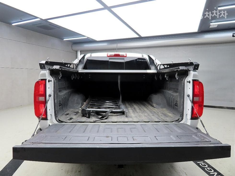 Джи Ем Корея Real New Colorado3.6L V6 4x4 Extreme-X - 20