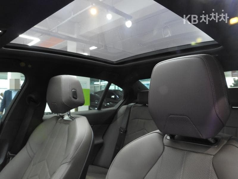 BMW New5 Series(G60)520i M Sport - 8