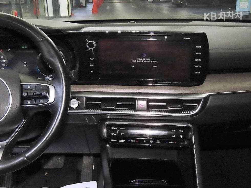 Kia K5 Hybrid 3rd Gen2.0 HEV Noblesse - 11