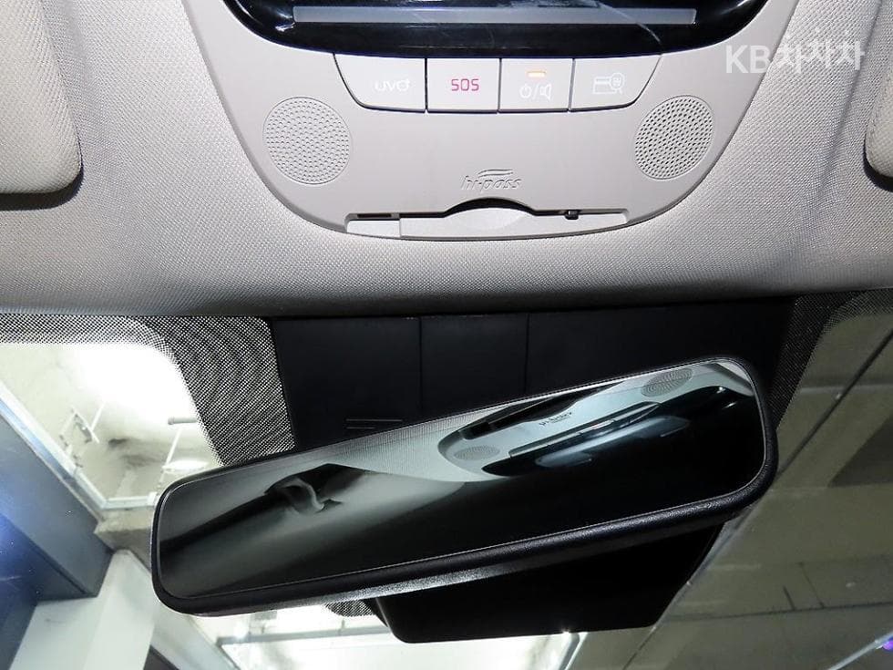 Kia K5 Hybrid 3rd Gen2.0 HEV Noblesse - 16