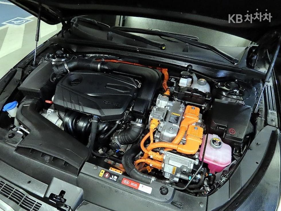 Kia K5 Hybrid 3rd Gen2.0 HEV Noblesse - 19