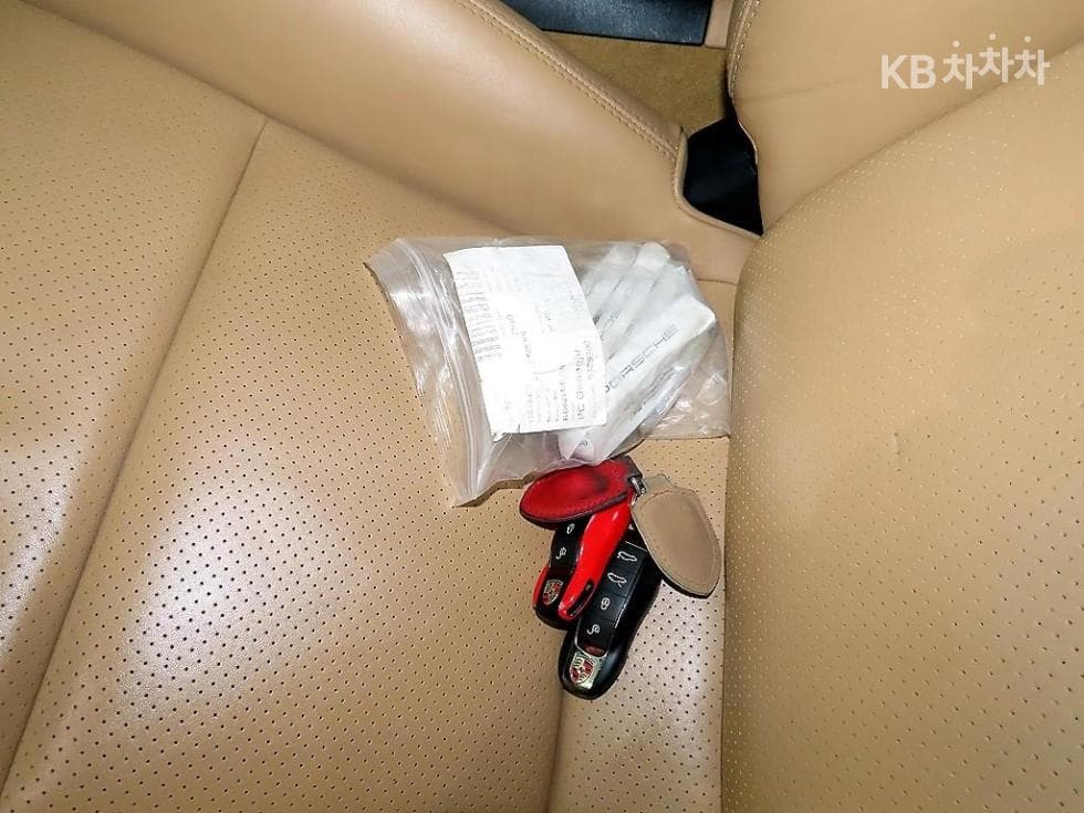 Porsche 카이맨 (718)2.0 - 14