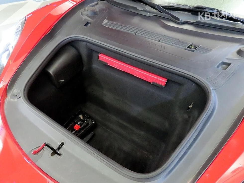 Porsche 카이맨 (718)2.0 - 18