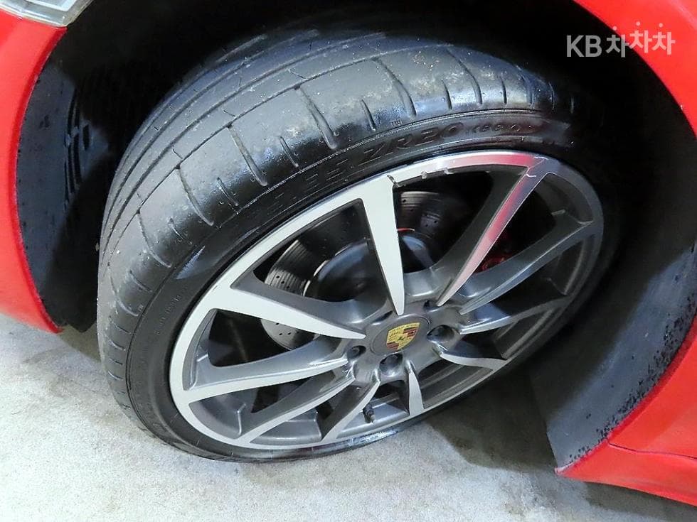 Porsche 카이맨 (718)2.0 - 19