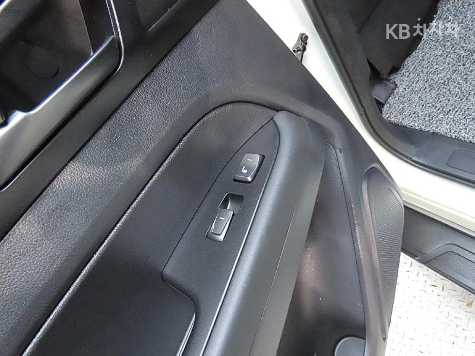 KG Mobility Rexton 스포츠2.2 4WD Prestige Special (special feature/edition) - 18