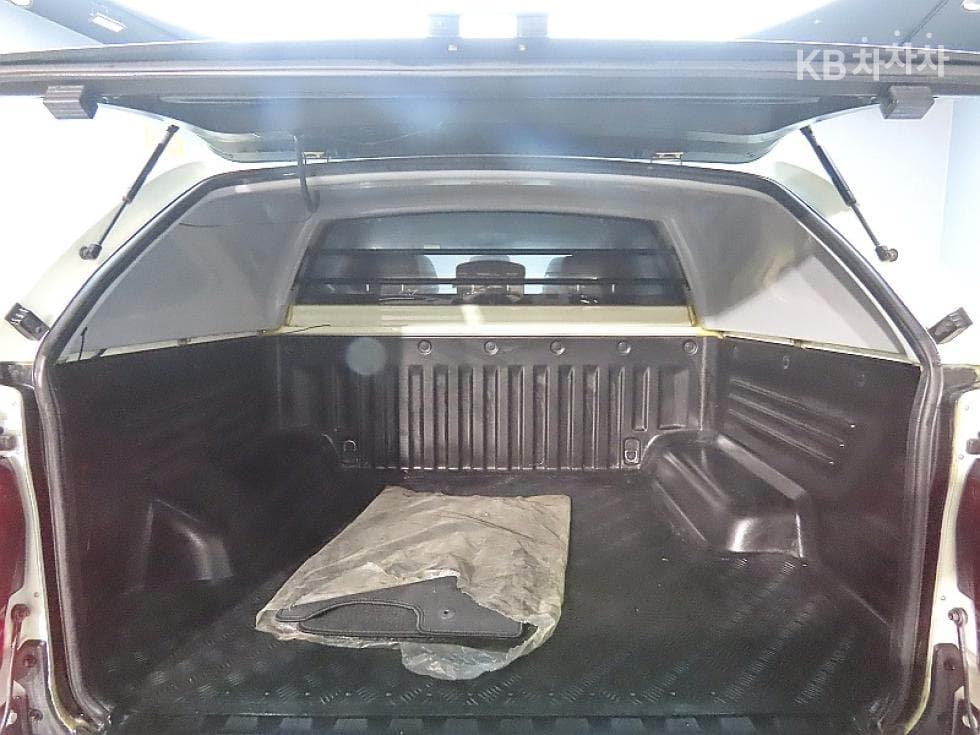 KG Mobility Rexton 스포츠2.2 4WD Prestige Special (special feature/edition) - 19
