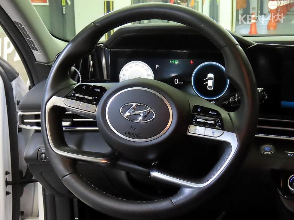 Hyundai All New Avante (Elantra)(CN7)1.6 Gasoline Inspiration - 8