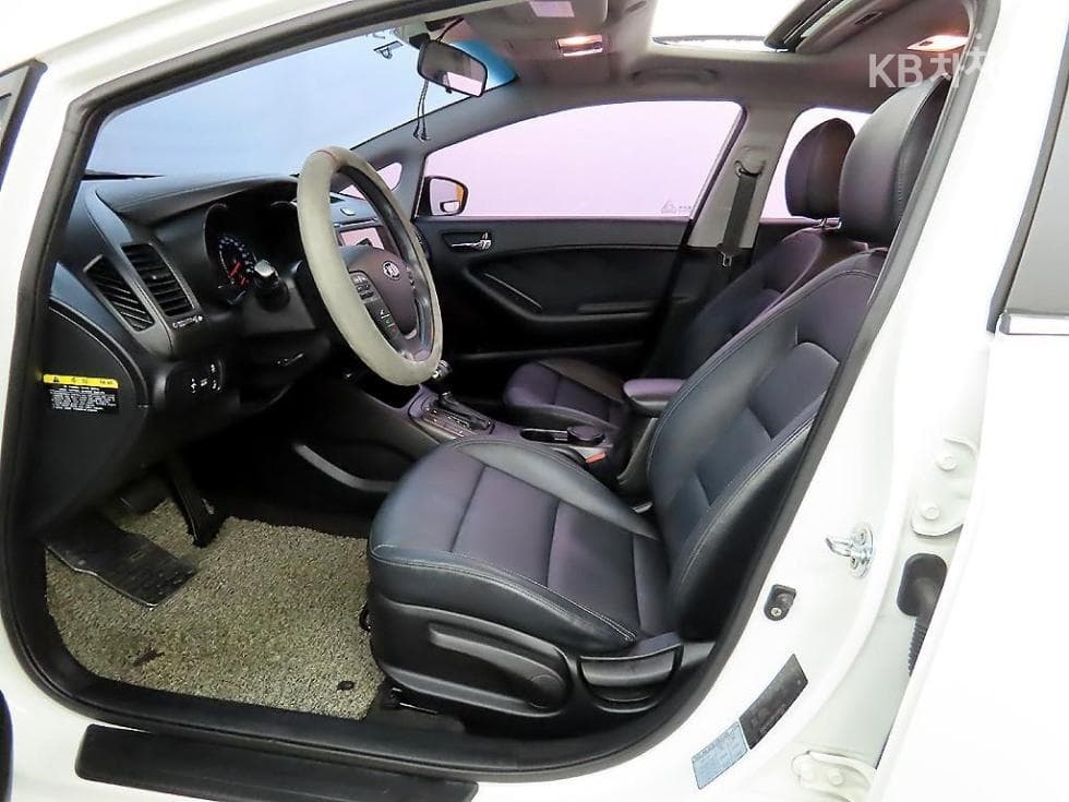 Kia K3Prestige - 5