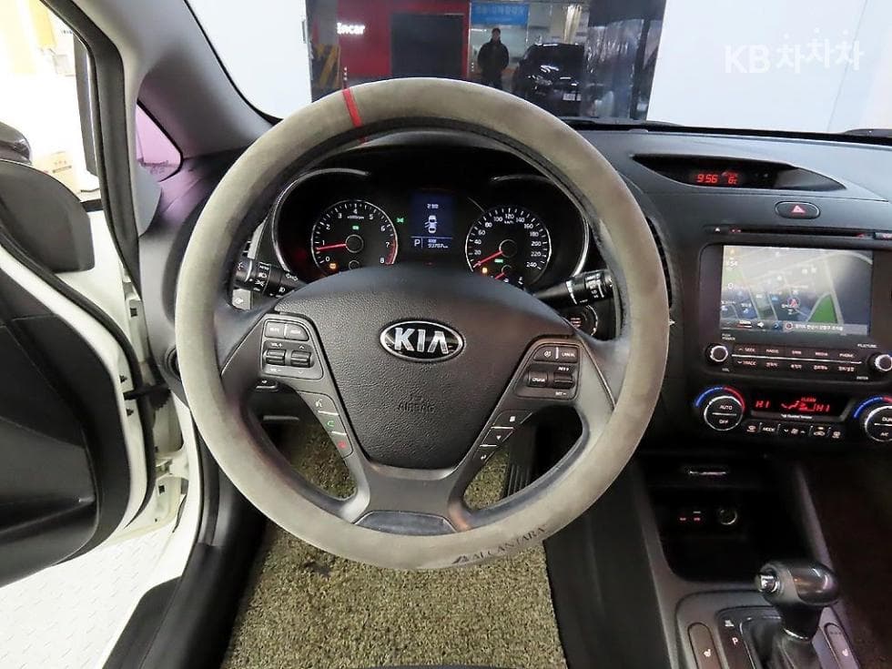 Kia K3Prestige - 9
