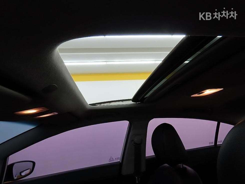 Kia K3Prestige - 18