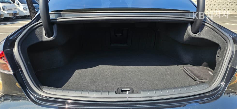 Hyundai The New (facelift) Grandeur (Azera)LPi 3.0 Rental car Modern - 26