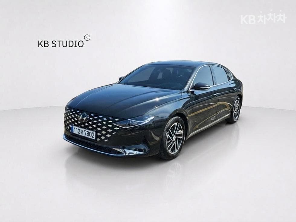 Hyundai The New (facelift) Grandeur (Azera) LPi 3.0 Rental car Modern - Image 1