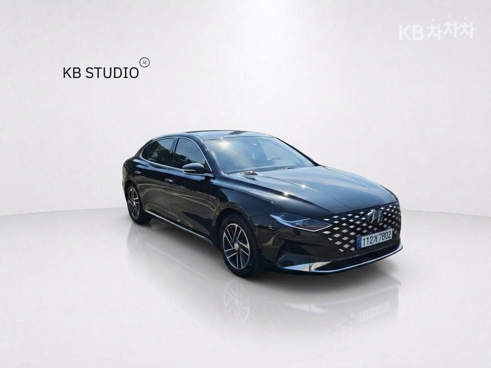 Hyundai The New (facelift) Grandeur (Azera)LPi 3.0 Rental car Modern - 2