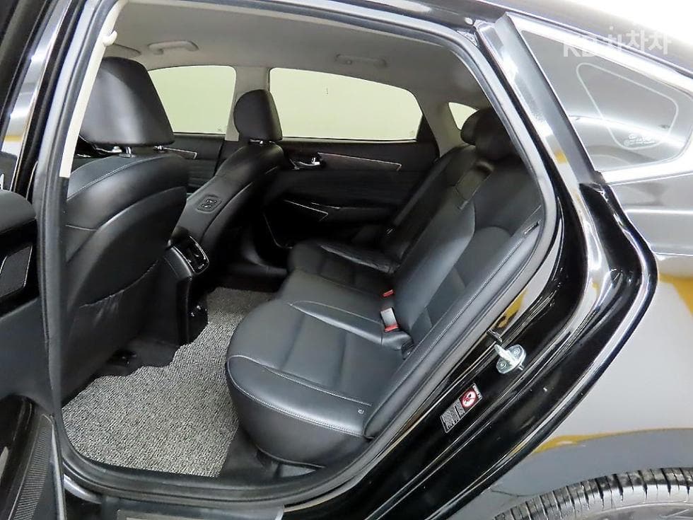 Kia K7 Premiere3.0 GDi Signature - 6