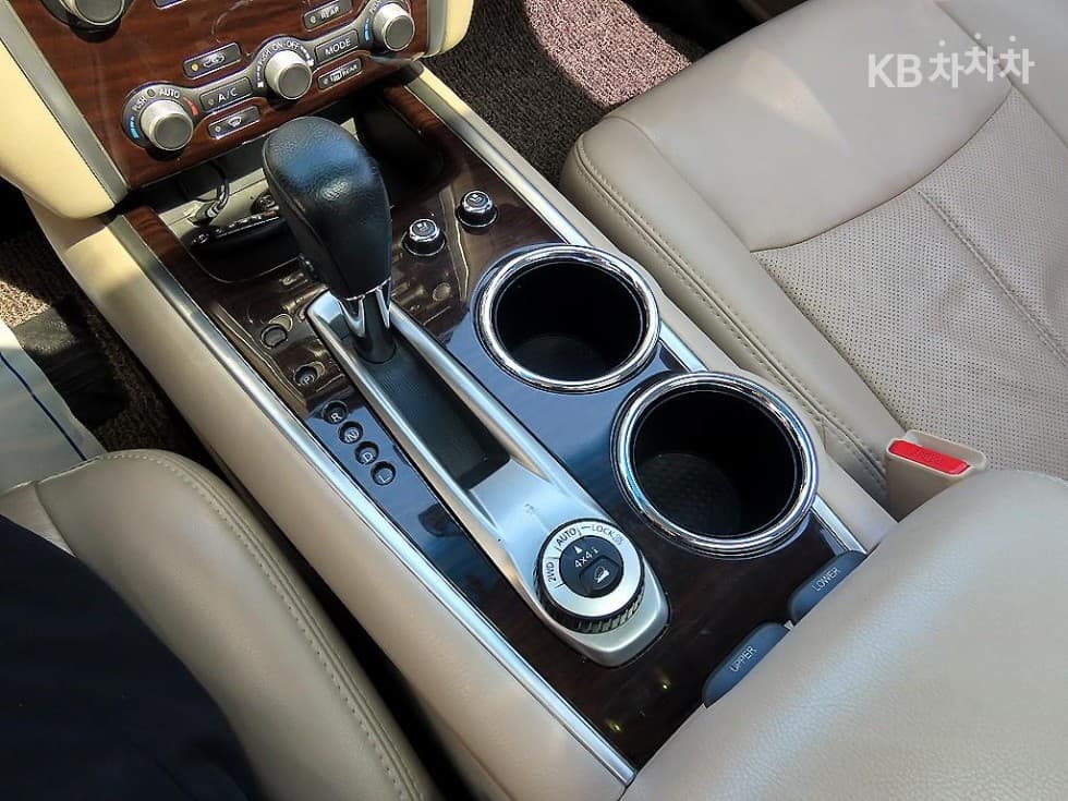 Nissan 패스파Seater더3.5 4WD SE - 11